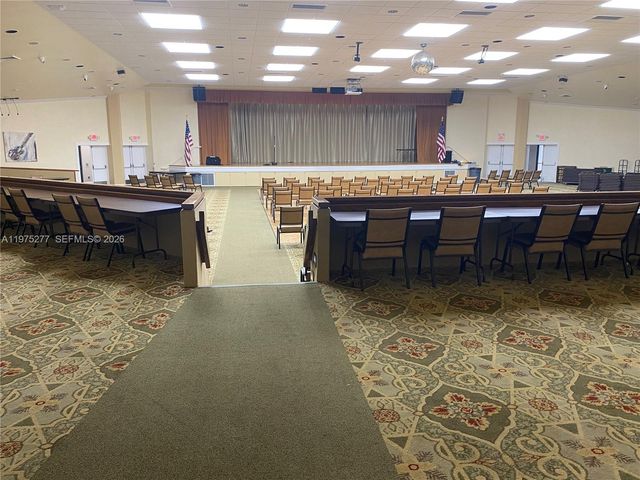 9310 Sunrise Lakes Blvd 304, Sunrise, FL 33322