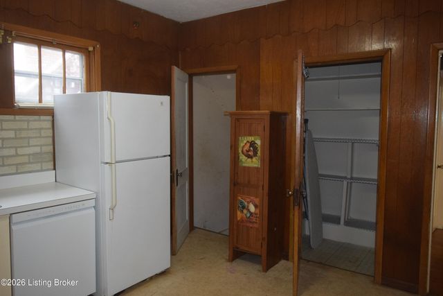 4519 S 6th St, Louisville, KY 40214