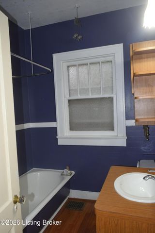 4519 S 6th St, Louisville, KY 40214