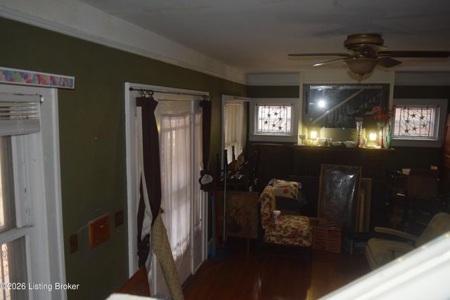 4519 S 6th St, Louisville, KY 40214