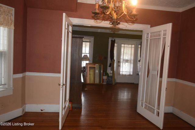 4519 S 6th St, Louisville, KY 40214