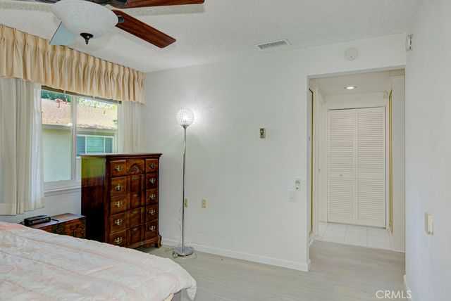 40 Calle Aragon T, Laguna Woods, CA 92637