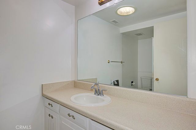 40 Calle Aragon T, Laguna Woods, CA 92637