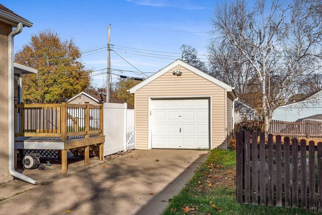 1625 Barlow STREET, La Crosse, WI 54601