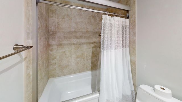 1970 Augusta Drive, Houston, TX 77057