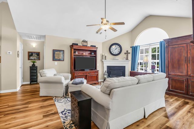 825 Browns Ln Unit 1203, Gallatin, TN 37066