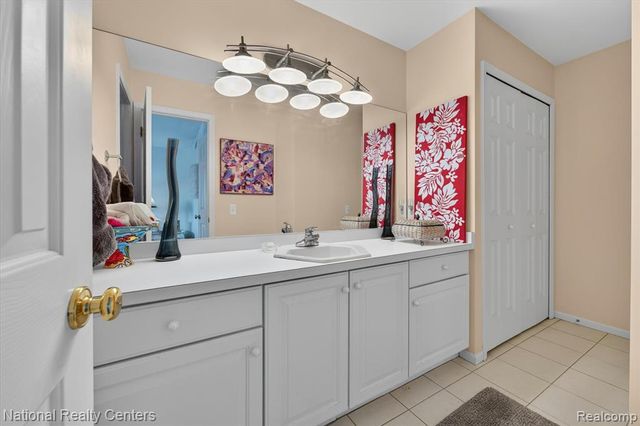 2915 Allison Lane, Highland, MI 48357