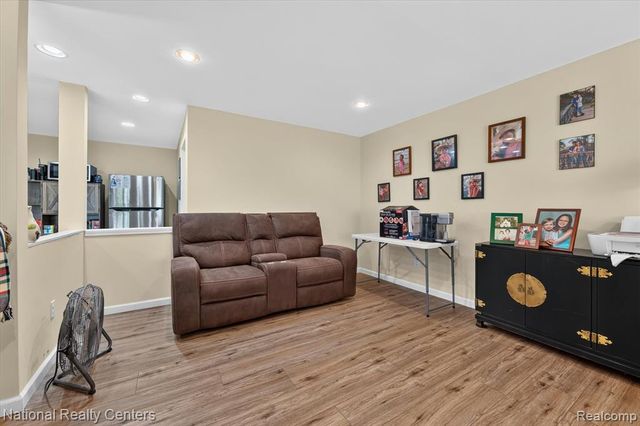 2915 Allison Lane, Highland, MI 48357