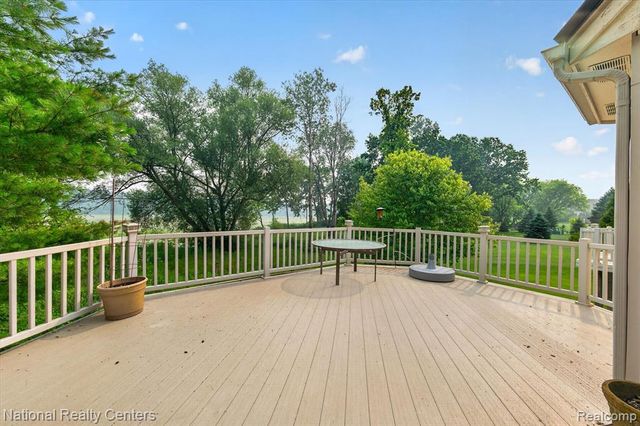 2915 Allison Lane, Highland, MI 48357