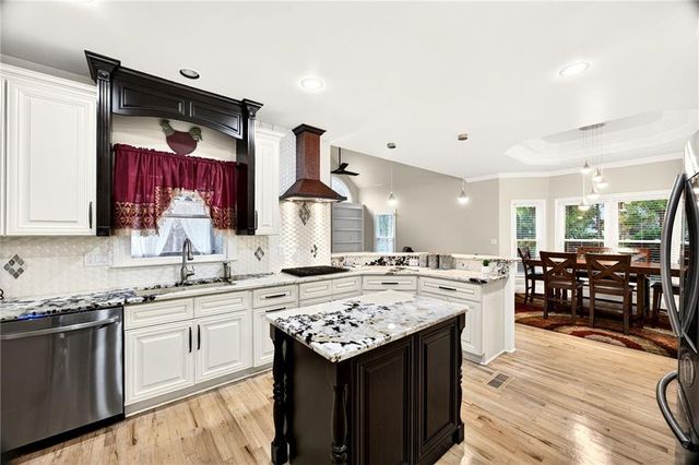 461 Schofield Drive, Powder Springs, GA 30127