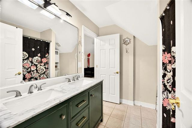 461 Schofield Drive, Powder Springs, GA 30127