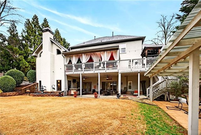 461 Schofield Drive, Powder Springs, GA 30127