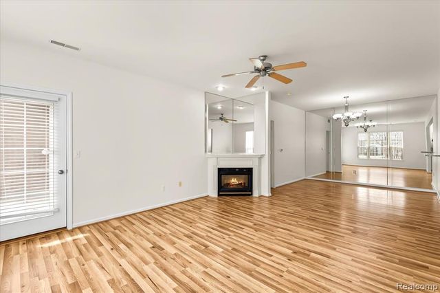 17104 Chesapeake Circle, Walled Lake, MI 48390