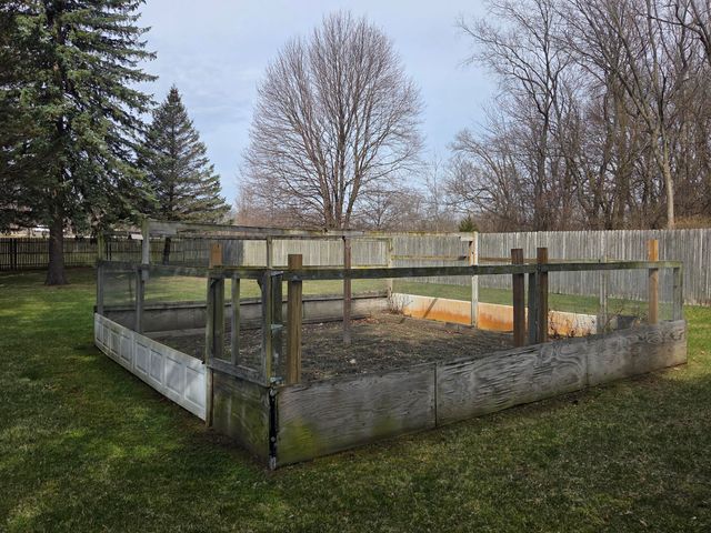 232 Bender Street, Leoni Twp, MI 49202