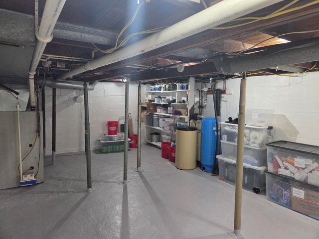 232 Bender Street, Leoni Twp, MI 49202