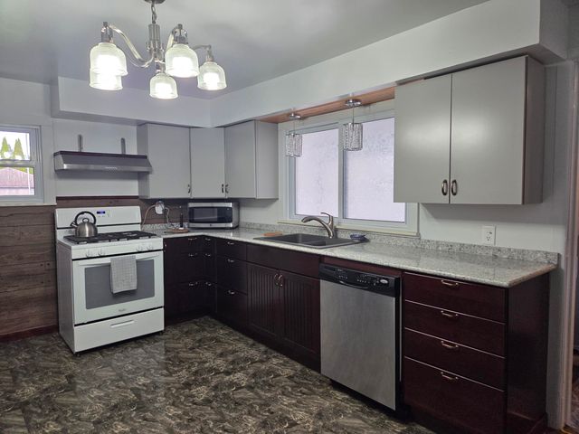 232 Bender Street, Leoni Twp, MI 49202