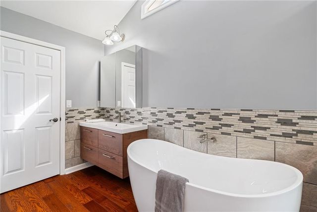 455 Firelite Lane, Suwanee, GA 30024