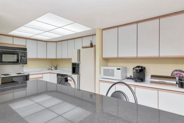 830 S GULFVIEW BOULEVARD 502, Clearwater Beach, FL 33767