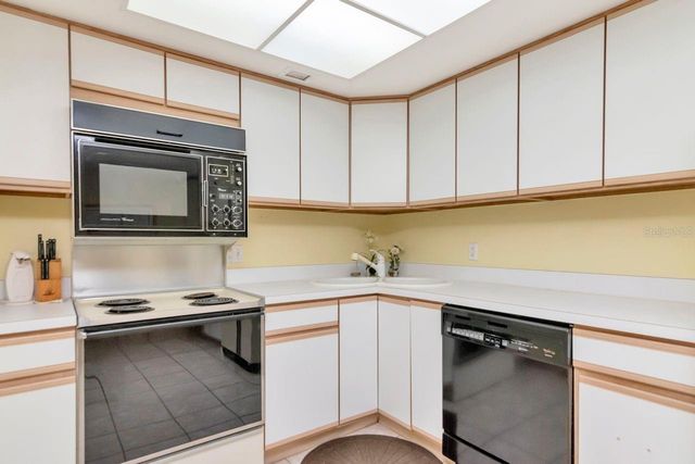 830 S GULFVIEW BOULEVARD 502, Clearwater Beach, FL 33767