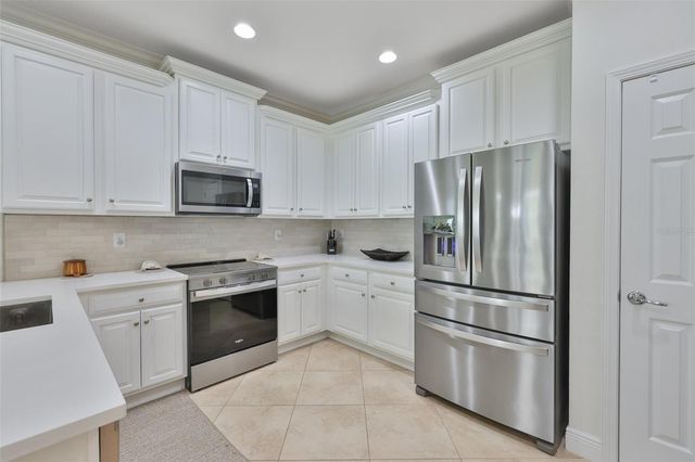5532 SUNSET FALLS DRIVE, Apollo Beach, FL 33572