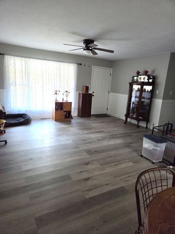 217 E Holiday Drive, Decatur, IL 62526