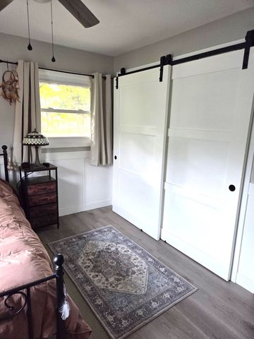 217 E Holiday Drive, Decatur, IL 62526