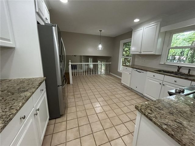 2271 Fox Hound Parkway, Marietta, GA 30062