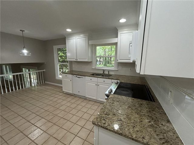2271 Fox Hound Parkway, Marietta, GA 30062