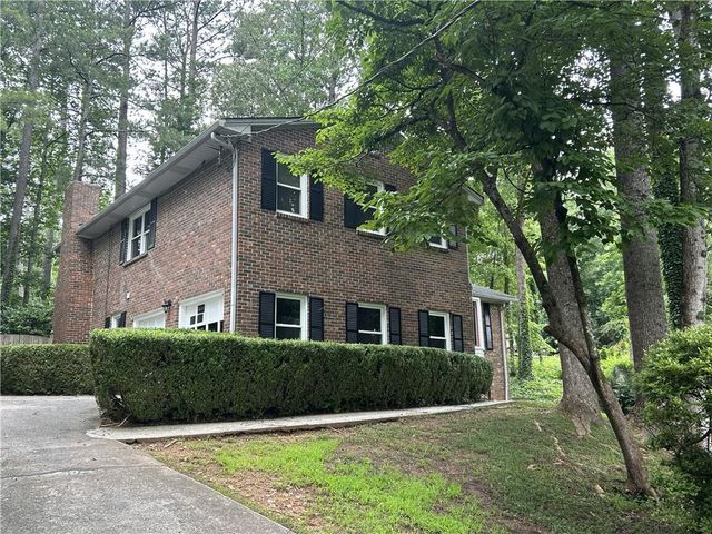 2271 Fox Hound Parkway, Marietta, GA 30062
