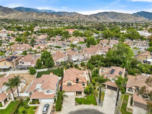 7839 Fox Tail Place, Highland, CA 92346
