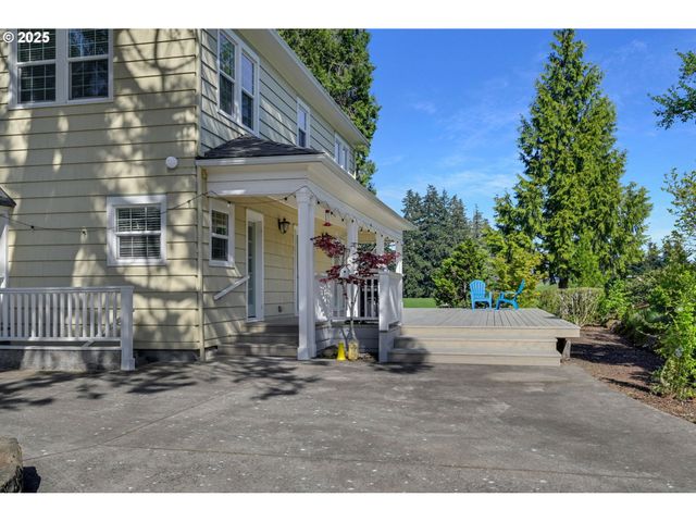 27730 ERICKSON Rd, Eugene, OR 97402