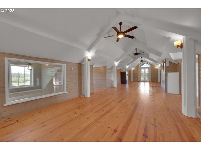 27730 ERICKSON Rd, Eugene, OR 97402