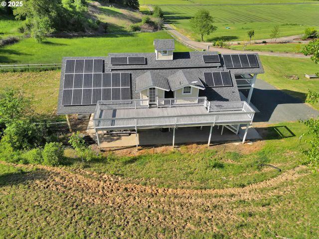 27730 ERICKSON Rd, Eugene, OR 97402