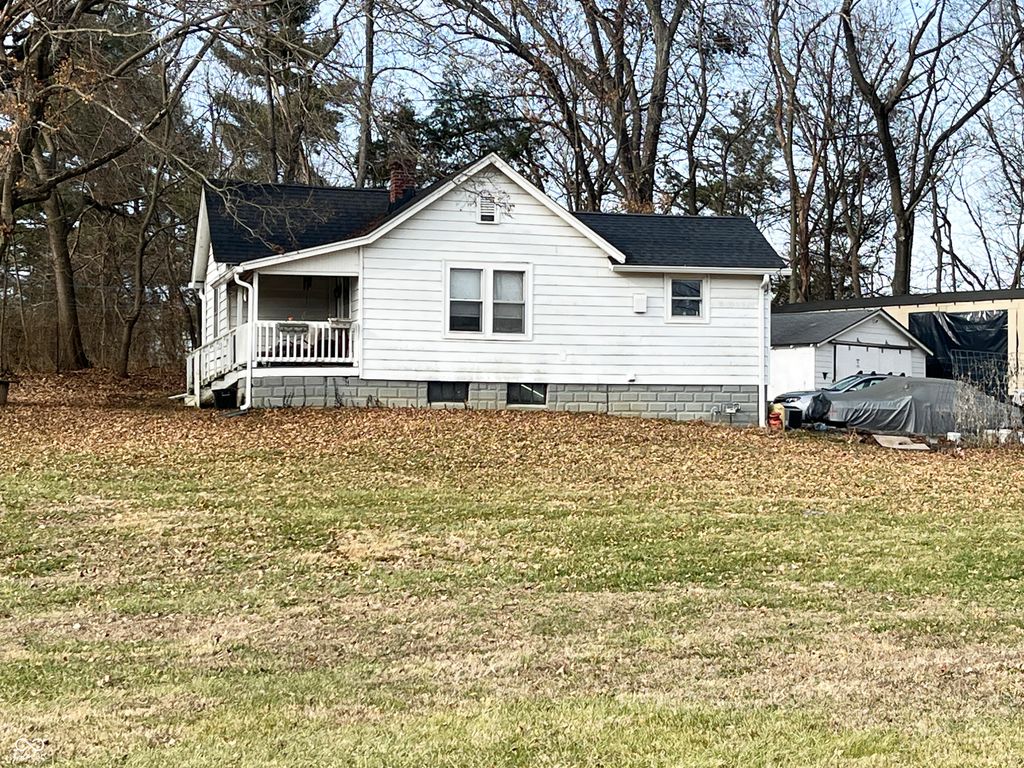 4980 W Carlos Folger Drive, Columbus, IN 47201