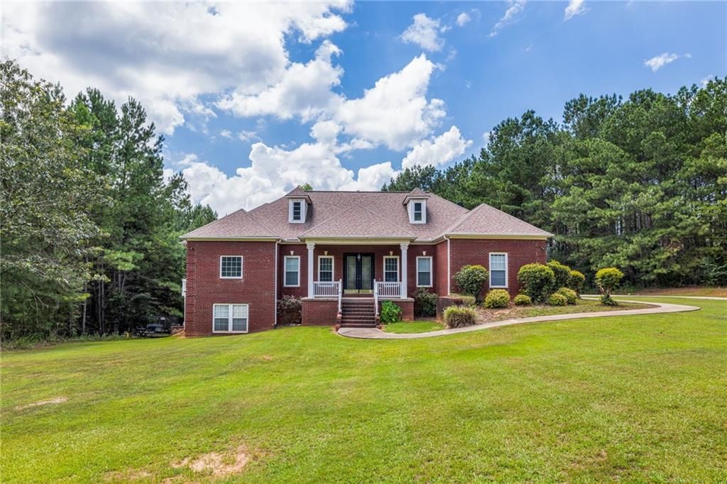 166 Freedom Lane, Commerce, GA 30530
