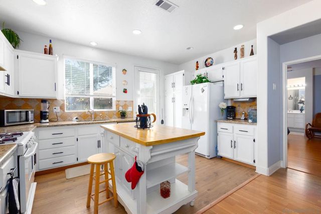 33134 Windward Way, Lake Elsinore, CA 92530