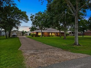 1814 Westview Drive, Alvin, TX 77511