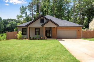 2424 Connally Drive, Atlanta, GA 30344