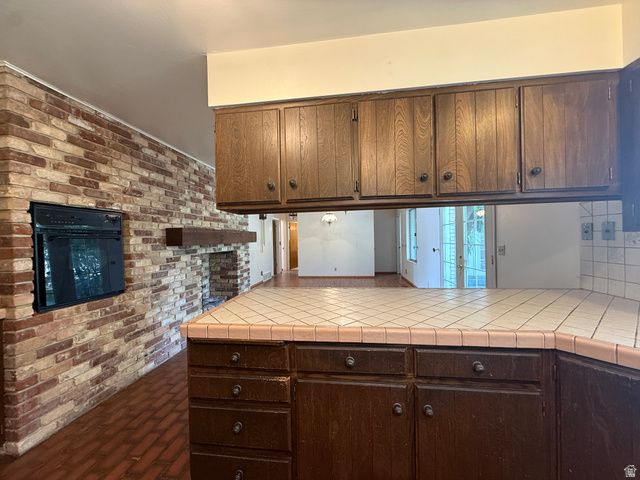 11031 S OLD ENGLAND RD, Sandy, UT 84092
