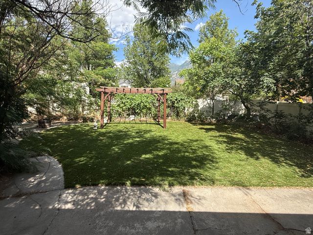 11031 S OLD ENGLAND RD, Sandy, UT 84092