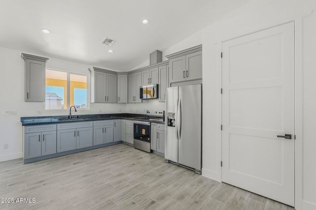 2823 S 364TH Drive, Tonopah, AZ 85354