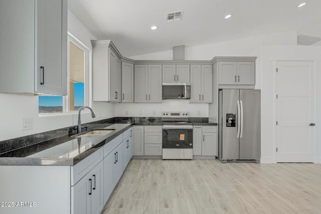 2823 S 364TH Drive, Tonopah, AZ 85354