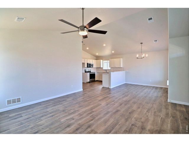 4327 Primrose Ln, Evans, CO 80620