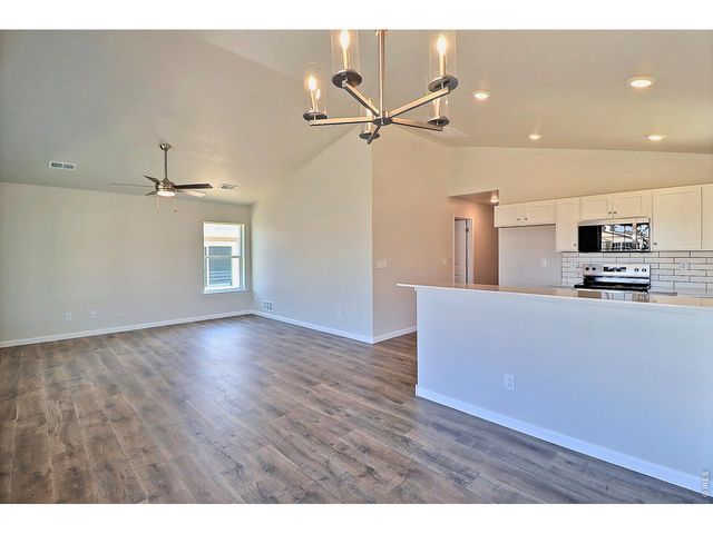 4327 Primrose Ln, Evans, CO 80620