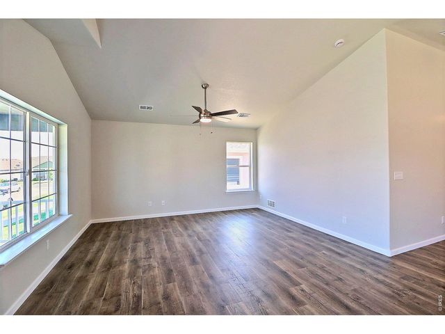 4327 Primrose Ln, Evans, CO 80620