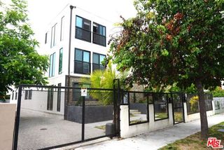 1570 W 36th Street, Los Angeles, CA 90018