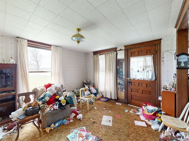 10800 Hunts Corners Road, Clarence, NY 14031