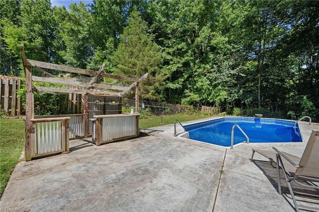 4312 Cooper Road, Winston-salem, NC 27127