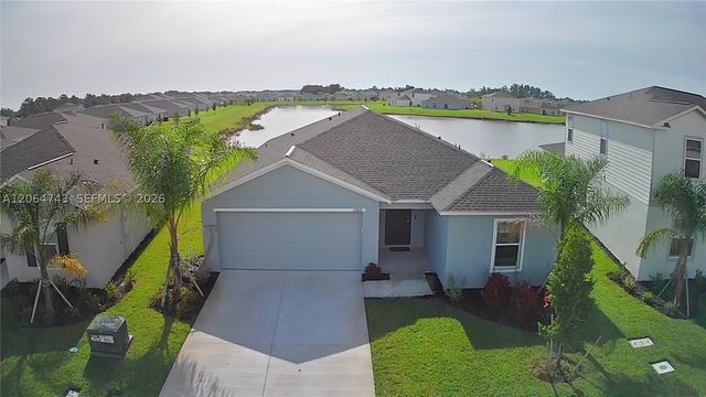11605 Savanna Lakes Blvd, Lehigh Acres, FL 33974