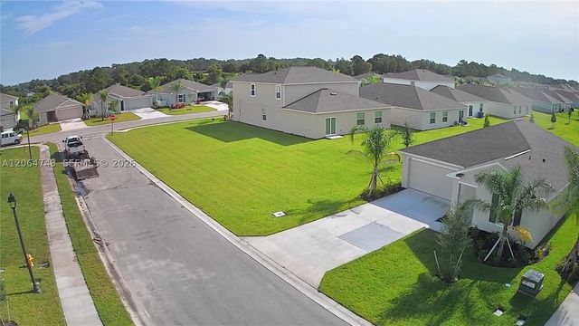 11605 Savanna Lakes Blvd, Lehigh Acres, FL 33974